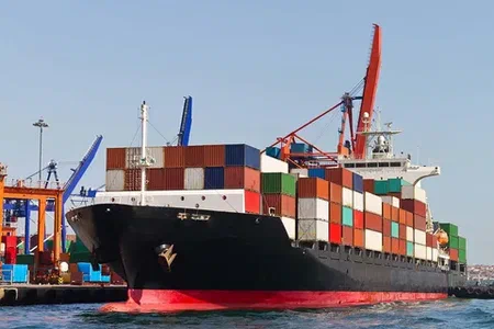 Read more about the article Benefits of Professional Marine Project Support